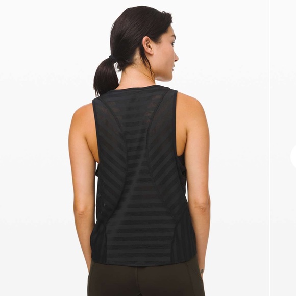 Lululemon Off and Running Tank Size 6 Black - Picture 2 of 8